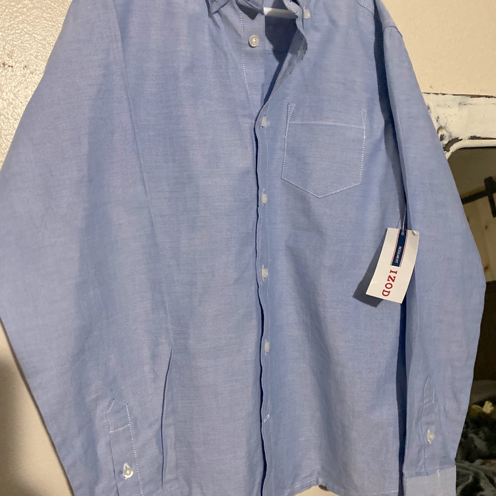 IZOD boys 10/12 long sleeve shirt. Nice. NWT. No flaws.